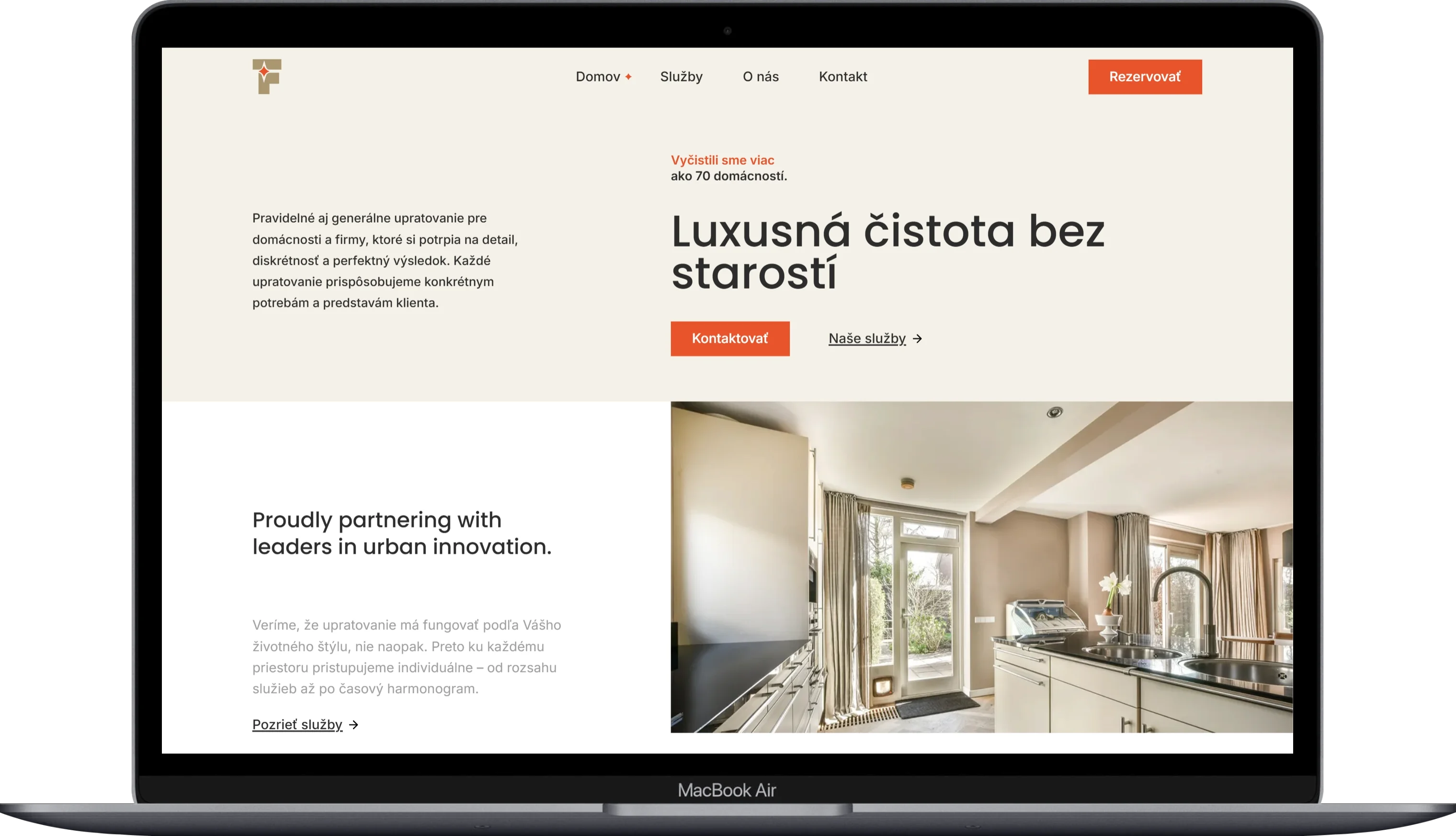 Ukázka firemní webové stránky s moderním designem a přehlednou strukturou